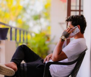THIS Many Minutes on Your Smart Phone Increases Your Risk of Cancer By A Whopping 60%